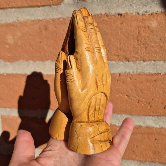 Praying Hands Sculpture Olive Wood Carving Made in Bethlehem - Picture 8 of 16